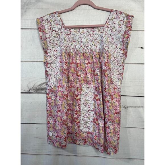 J. Marie Tops - J. Marie Floral Top Size MED Pink Red‎ Yellow Spring Summer Perfection